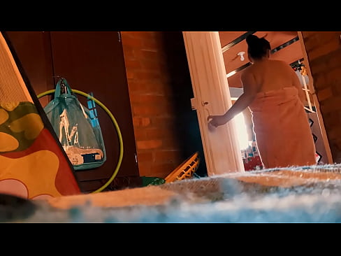 ❤️ Mein Onkel folgt mir in die Dusche, er fickt mich, während ich dusche. ❤❌ Beautiful porn bei uns ☑