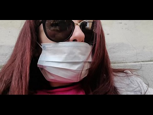 ❤️ Nicoletta rächt sich an ihrem Nachbarn und pinkelt in seine Garage (Special Covid19 Italian Quarantine) ❤❌ Beautiful porn bei uns ☑